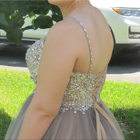 Ballgown style Prom Dress - Picture 2 of 3